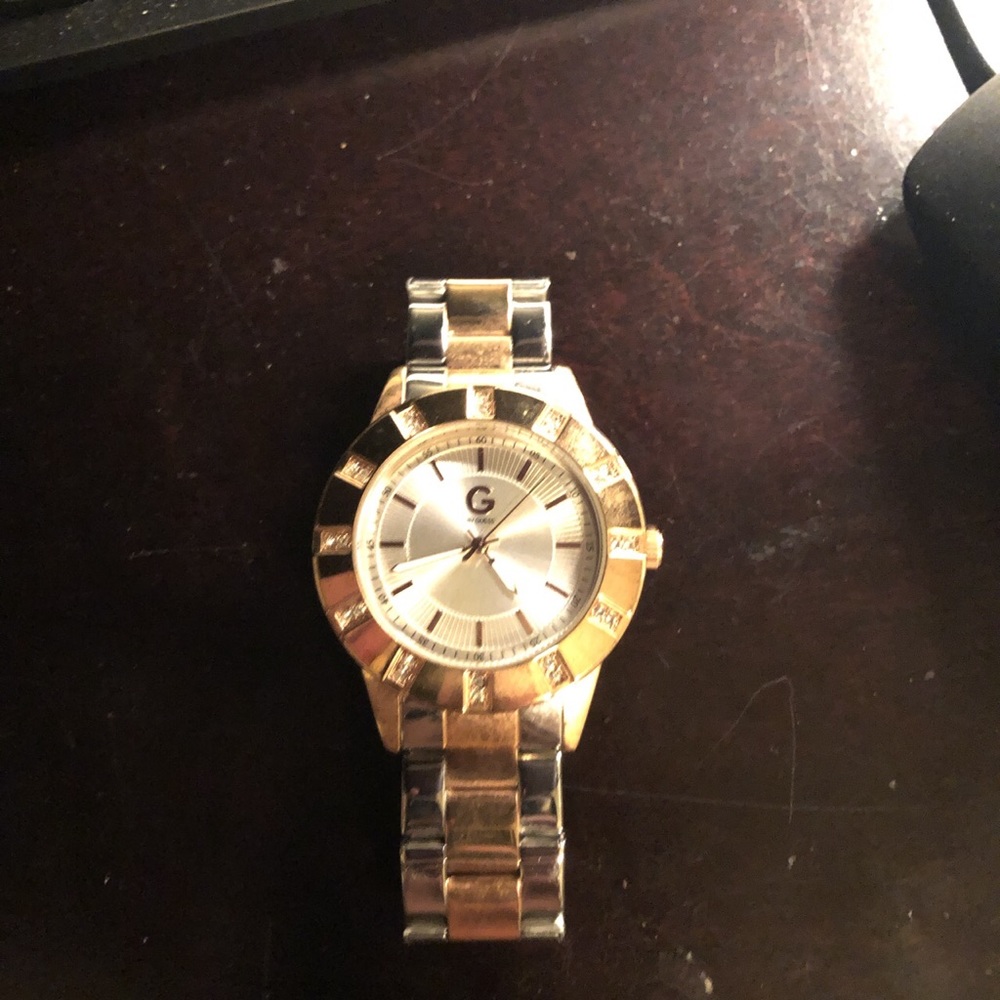 Guess watch